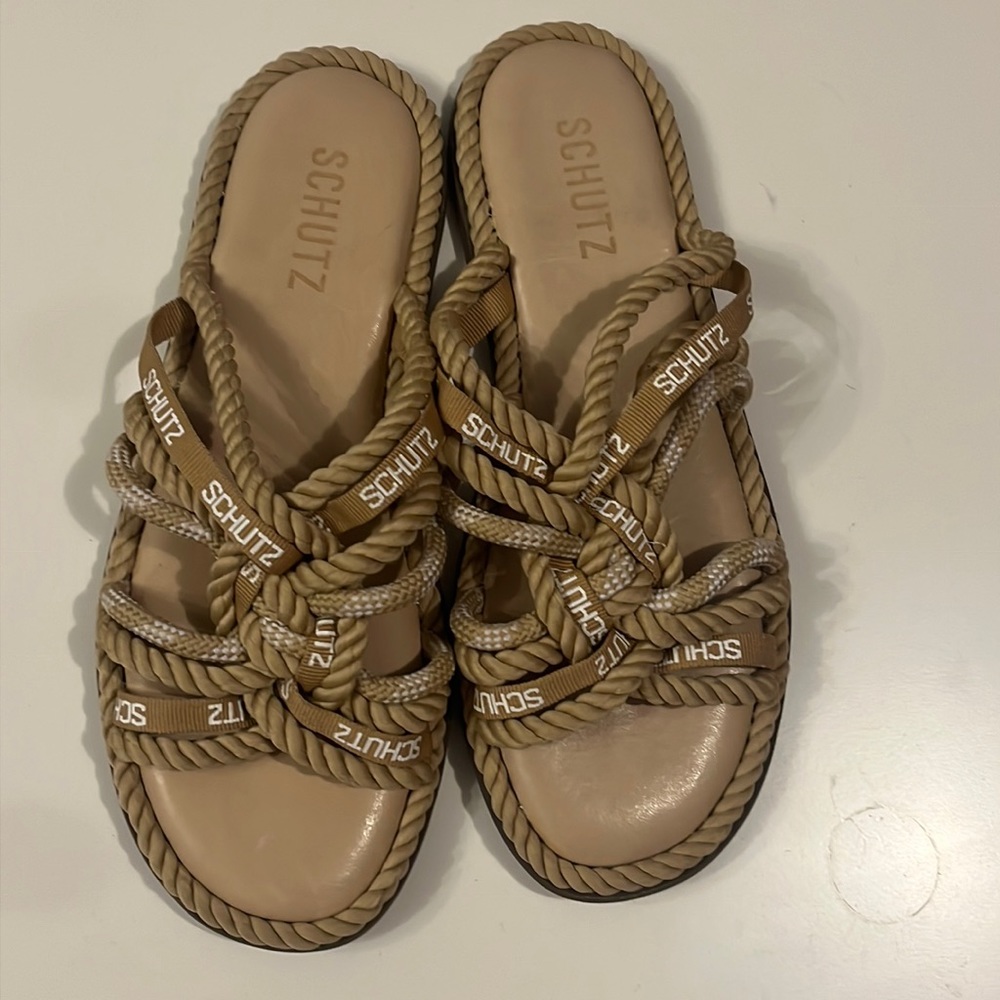 Schutz slides size 37